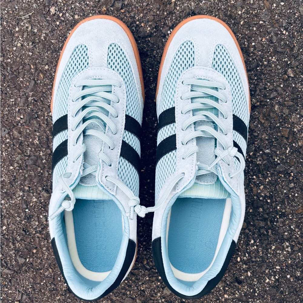 Steve Madden Light Blue and Black Sneakers